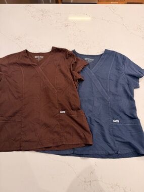 Grey’s Anatomy by Barco Women’s XL Scrub Top Lot Blue Brown Medical Uniform Set